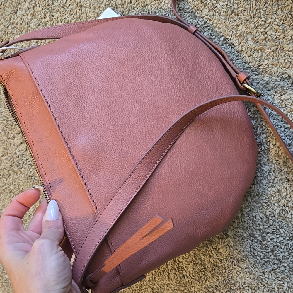 Lucky Crossbody - Picture 3 of 3